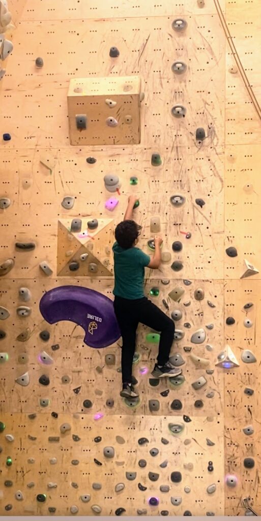 02F15483-714D-4B06-B4CD-7343BE317063